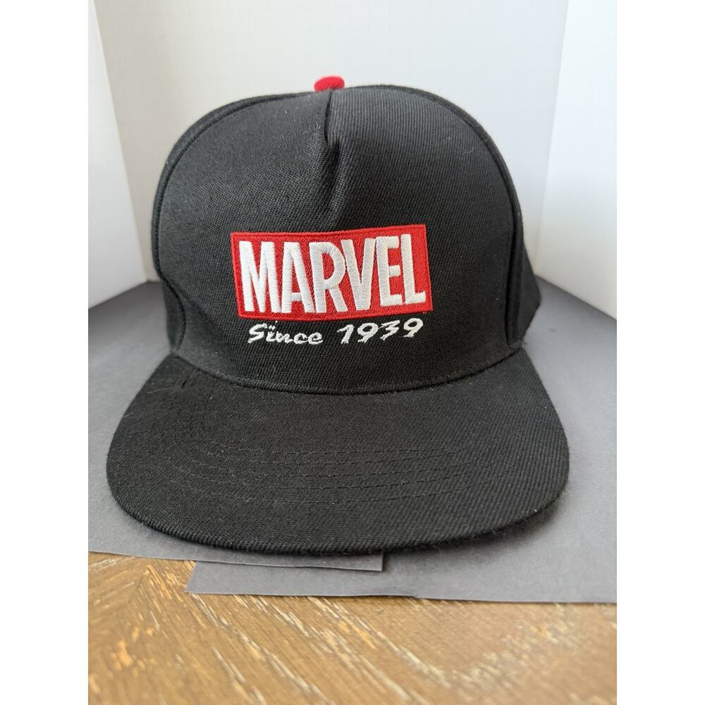 Marvel snapback hat with the classic logo and "Since 1939" text